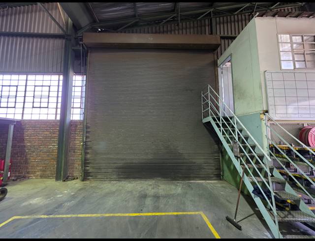 1,487M² WAREHOUSE FOR SALE IN BOOYSENS RESERVE